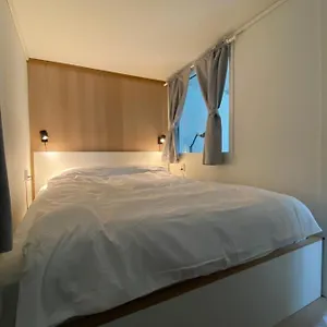 Entire Renovated From 1780 With Kitchen, Bath, Bedroom, And Living In Skuteviken Bergen